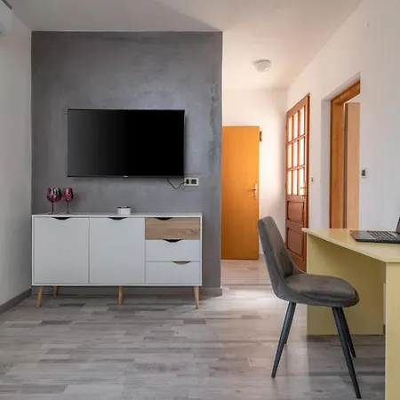 Holiday Home Sabina - Pet Friendly